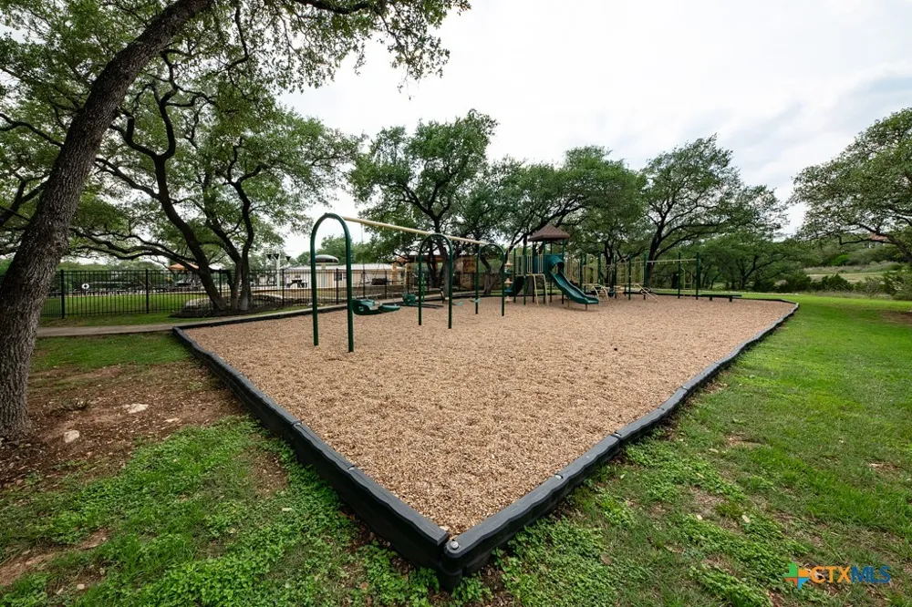 339 Valley Lodge New Braunfels, TX 78132