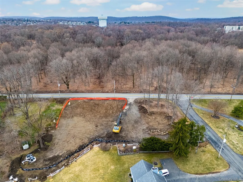 2 Halsey Place Valhalla, NY 10595