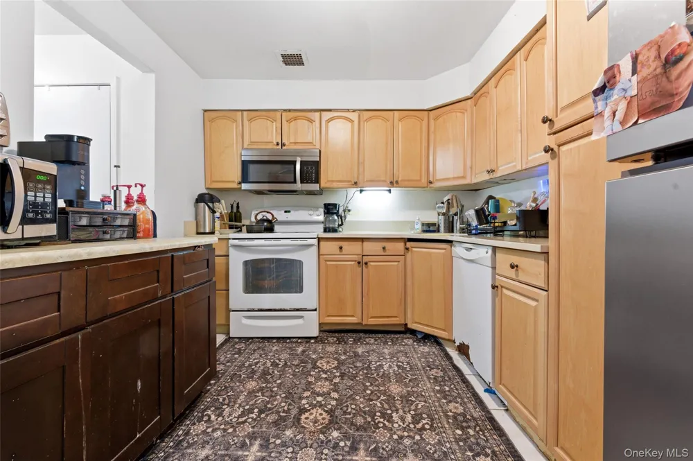 56-18 Cloverdale Boulevard Bayside, NY 11364