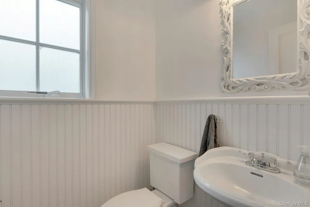 237 6th Street Greenport, NY 11944