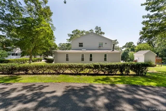 10 Sunnyside Drive Sound Beach, NY 11789