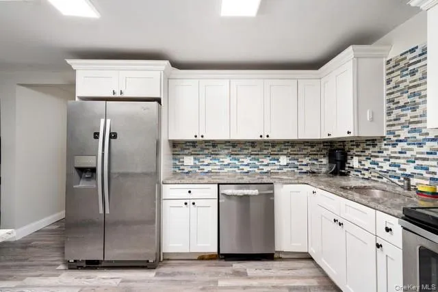 10 Sunnyside Drive Sound Beach, NY 11789