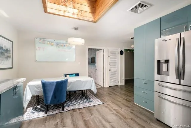 10 Sunnyside Drive Sound Beach, NY 11789