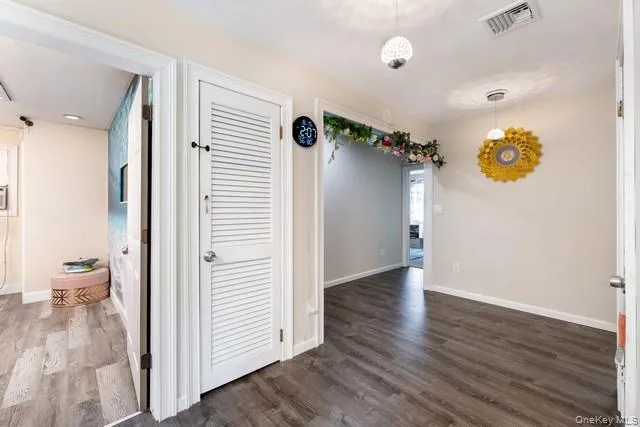 10 Sunnyside Drive Sound Beach, NY 11789