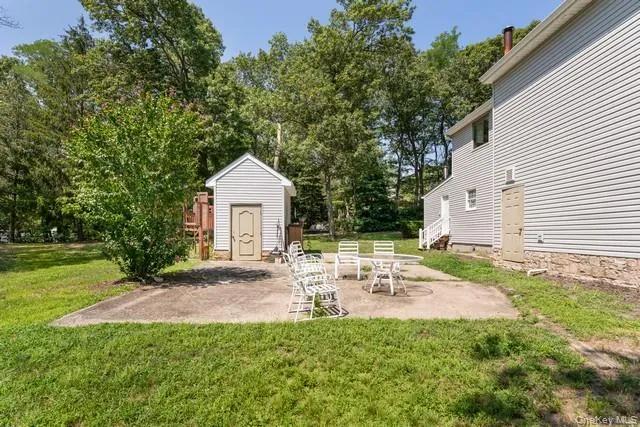 10 Sunnyside Drive Sound Beach, NY 11789