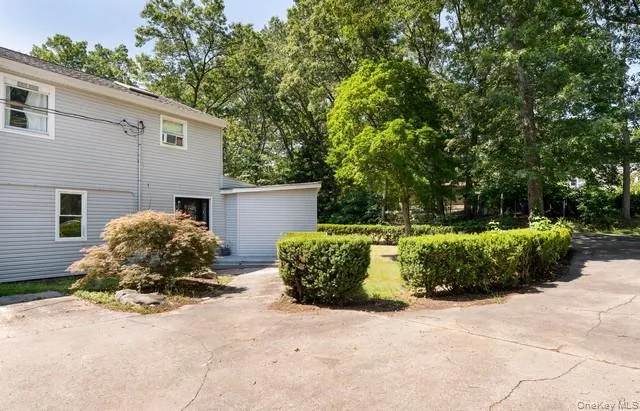 10 Sunnyside Drive Sound Beach, NY 11789