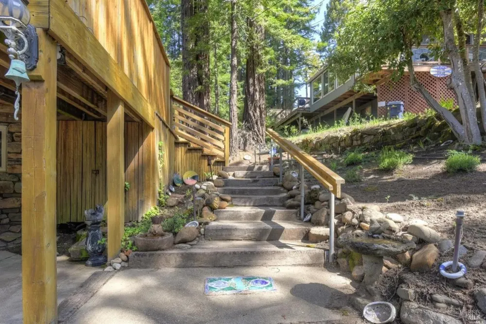 46800 Ocean View Drive Gualala, CA 95445