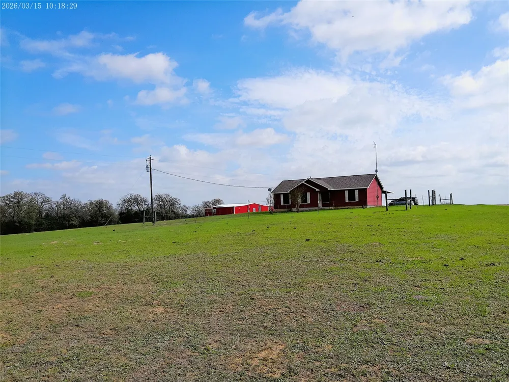 2465 County Road 314 Rockdale, TX 76567