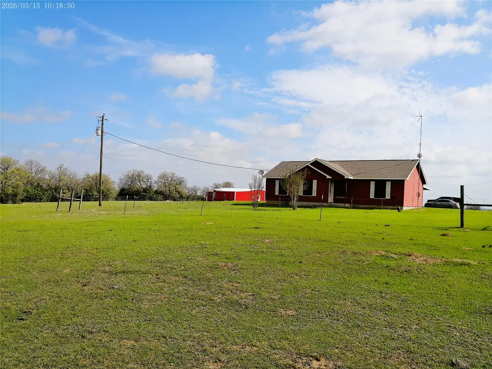 2465 County Road 314 Rockdale, TX 76567