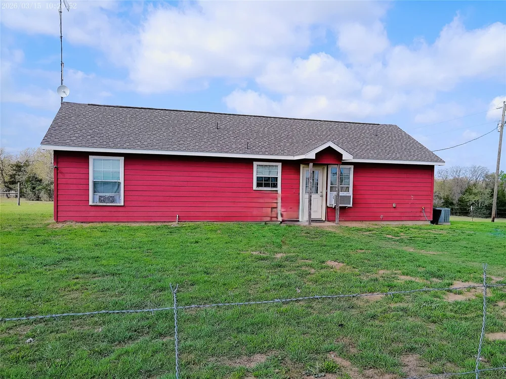 2465 County Road 314 Rockdale, TX 76567