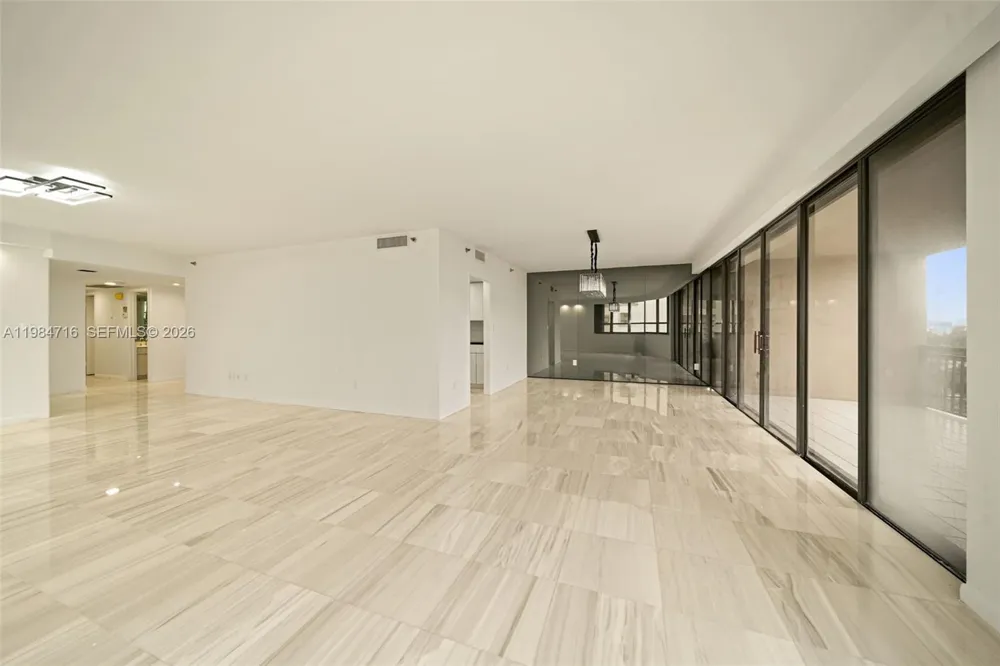 10175 Collins Ave #807 Bal Harbour, FL 33154