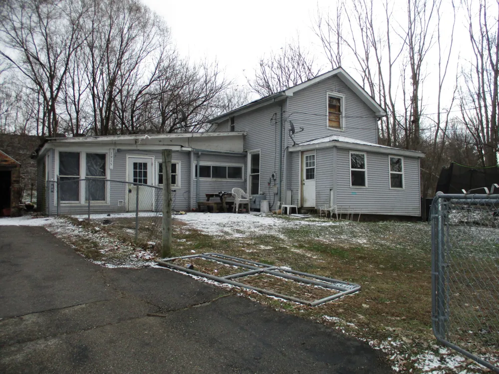 1915 River Street Blackman Charter Township, MI 49202