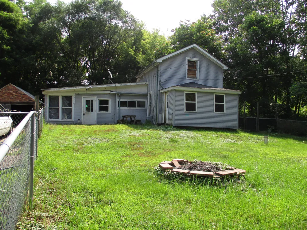 1915 River Street Blackman Charter Township, MI 49202