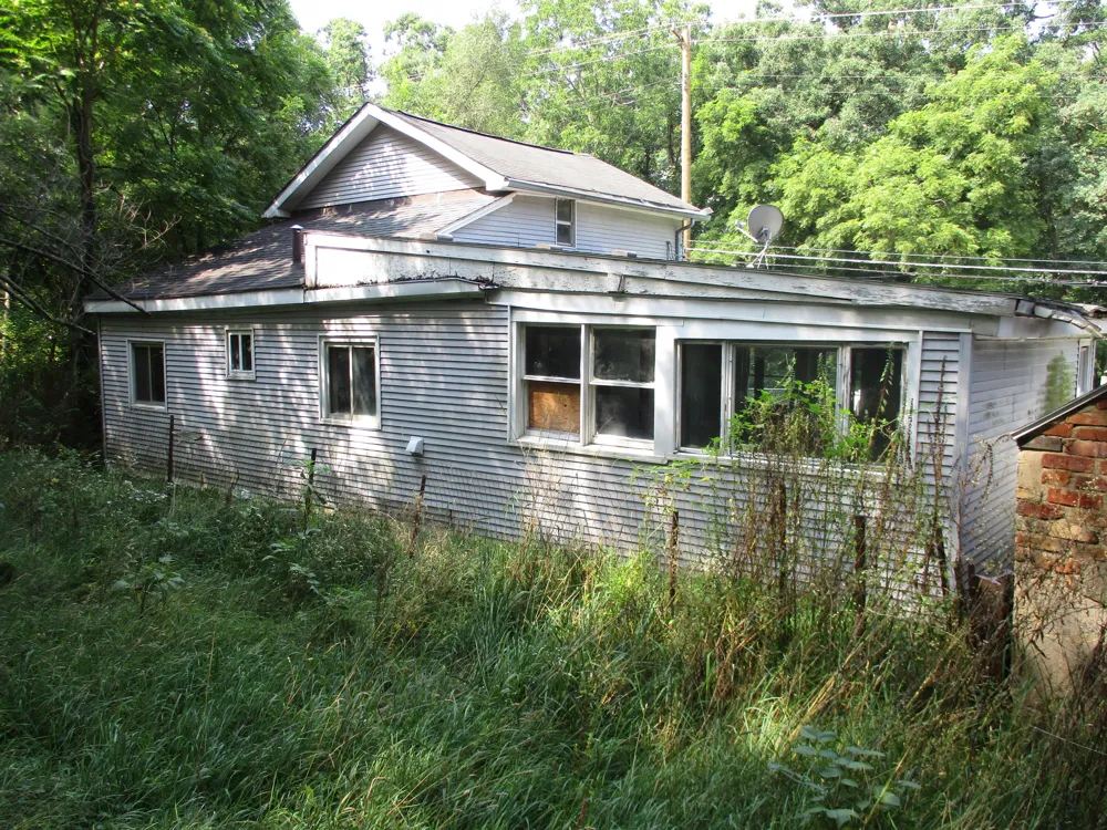 1915 River Street Blackman Charter Township, MI 49202