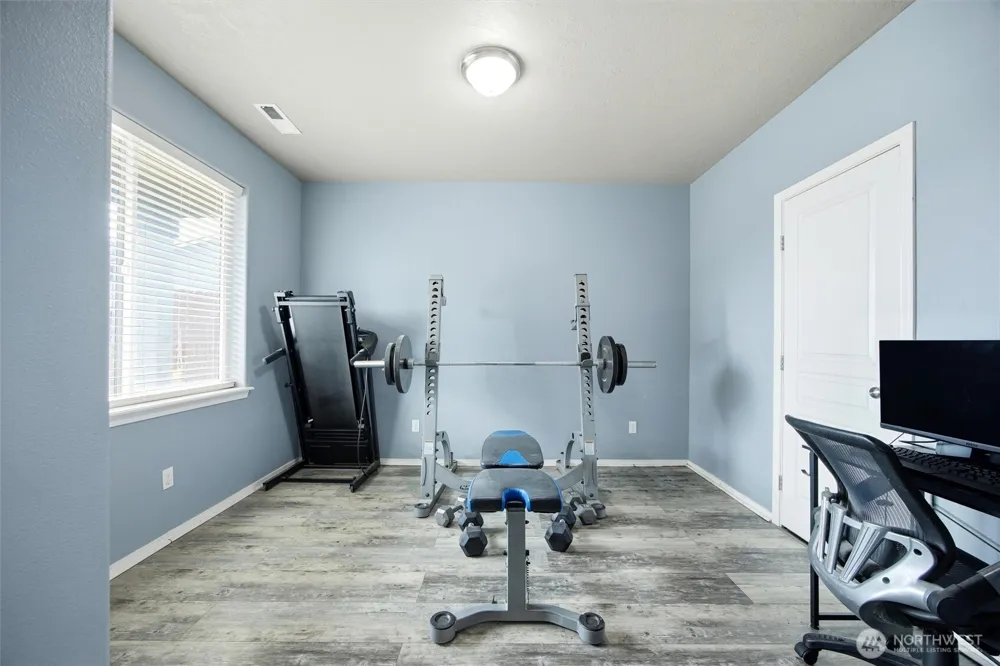 439 S Texas Street Kennewick, WA 99336