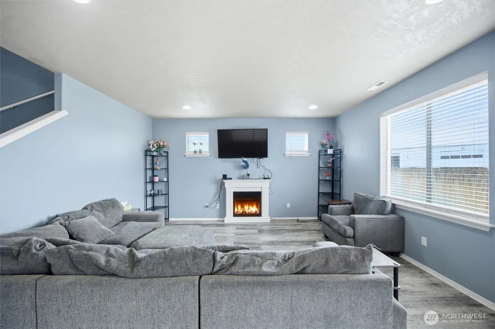 439 S Texas Street Kennewick, WA 99336