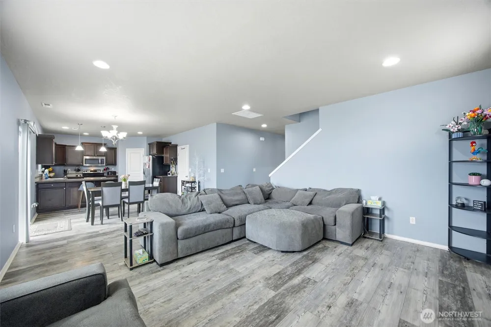 439 S Texas Street Kennewick, WA 99336