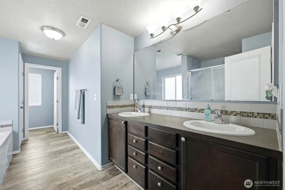 439 S Texas Street Kennewick, WA 99336