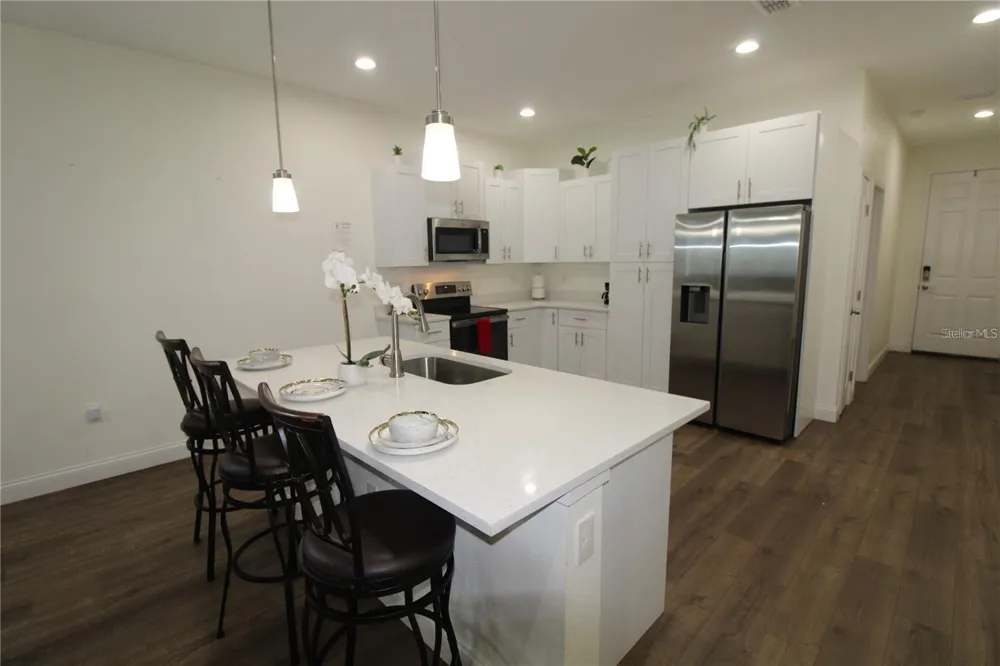821 LAND AVENUE Longwood, FL 32750