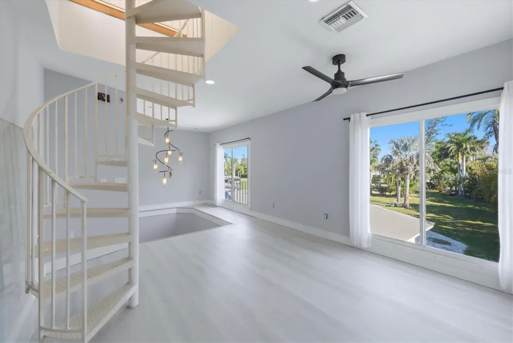 10218 46TH AVENUE W Bradenton, FL 34210