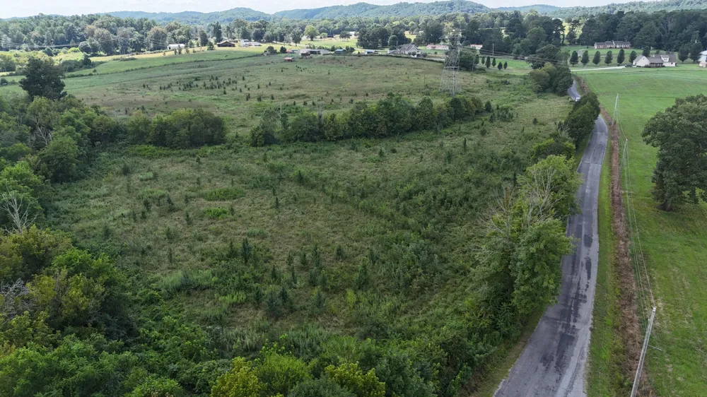 County Road 60 Riceville, TN 37370