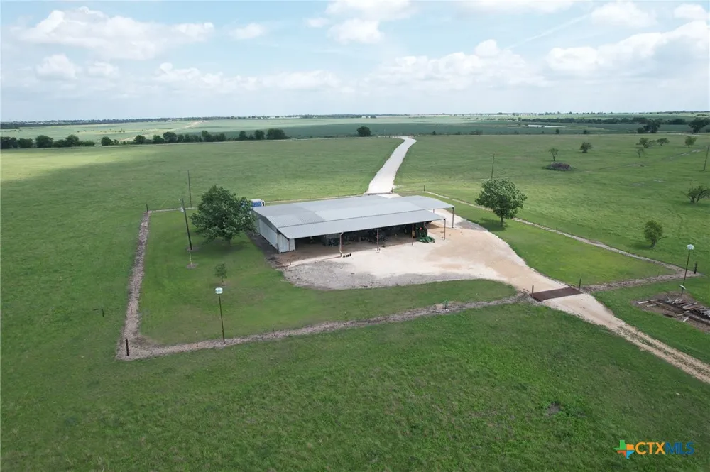 139 CR 139 Loop Cameron, TX 76520