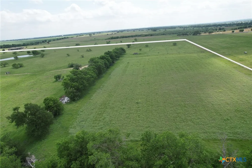 139 CR 139 Loop Cameron, TX 76520