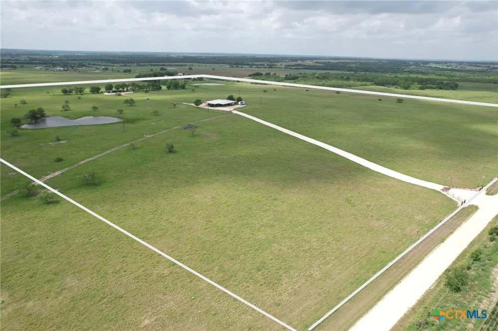 139 CR 139 Loop Cameron, TX 76520