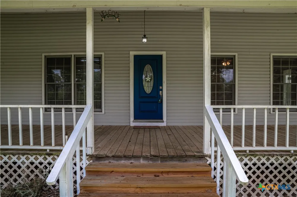 2981 Vivroux Ranch Road Seguin, TX 78155