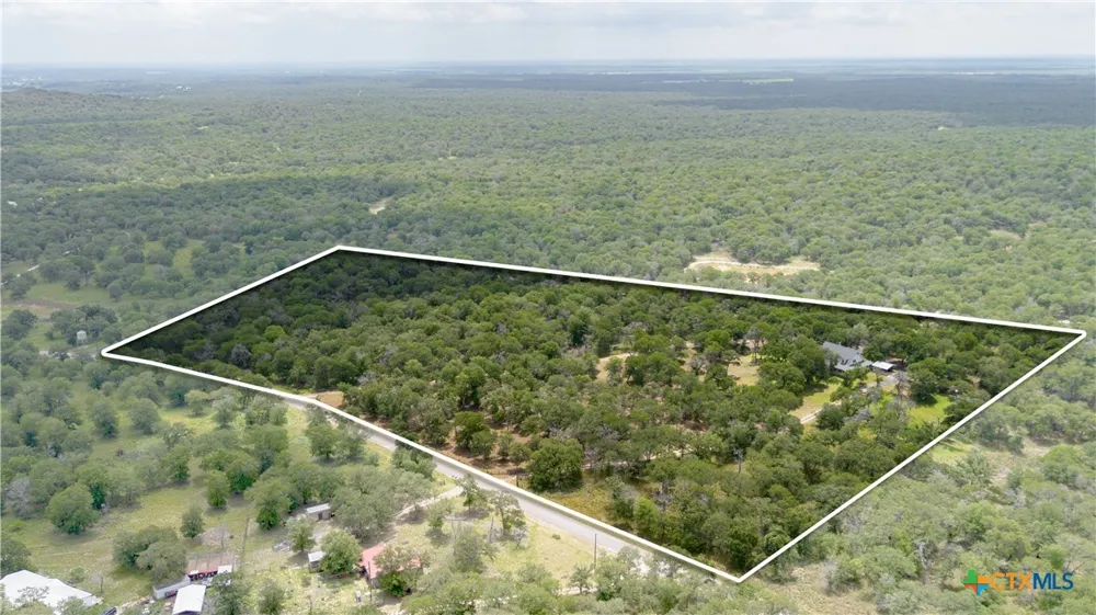 2981 Vivroux Ranch Road Seguin, TX 78155