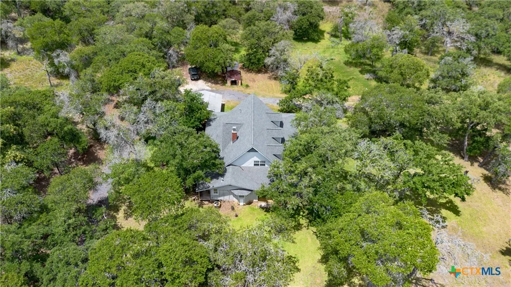 2981 Vivroux Ranch Road Seguin, TX 78155