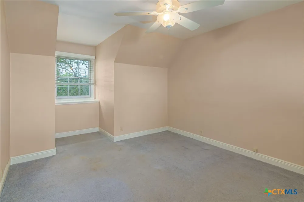 2981 Vivroux Ranch Road Seguin, TX 78155