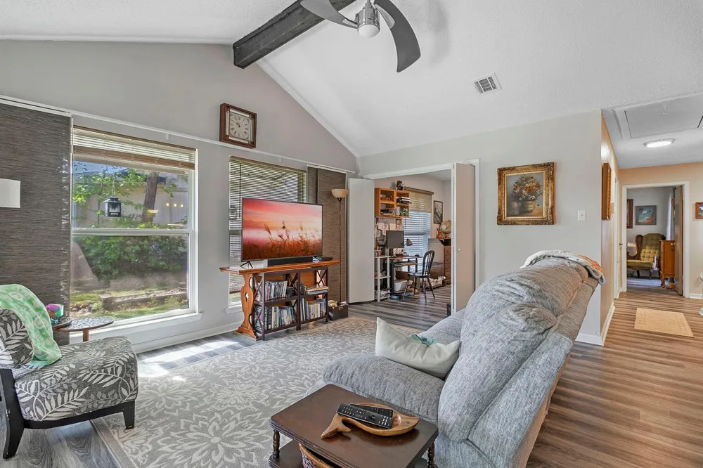 17 Townhouse Lane Trinity, TX 75862