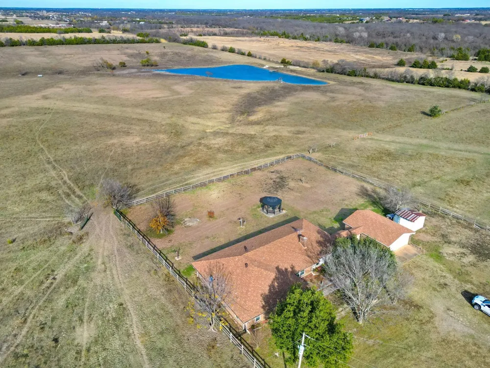 12099 County Road 1028 Blue Ridge, TX 75424