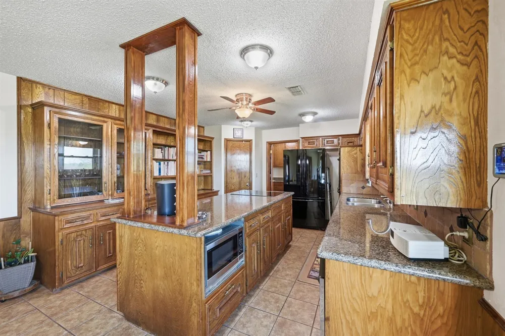 12099 County Road 1028 Blue Ridge, TX 75424