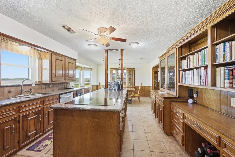 12099 County Road 1028 Blue Ridge, TX 75424