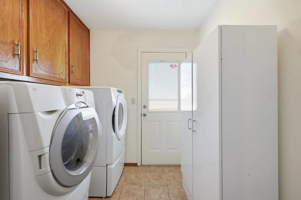 12099 County Road 1028 Blue Ridge, TX 75424