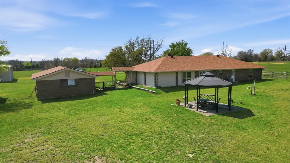 12099 County Road 1028 Blue Ridge, TX 75424