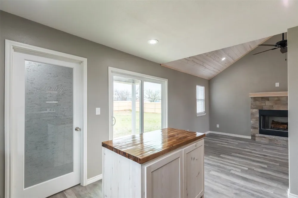 708 W 1st Street Coleman, TX 76834