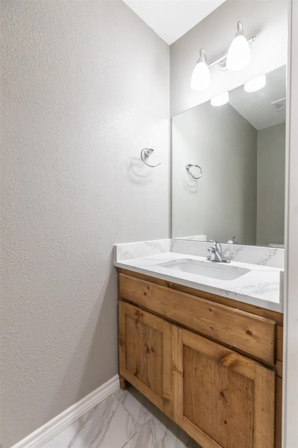708 W 1st Street Coleman, TX 76834