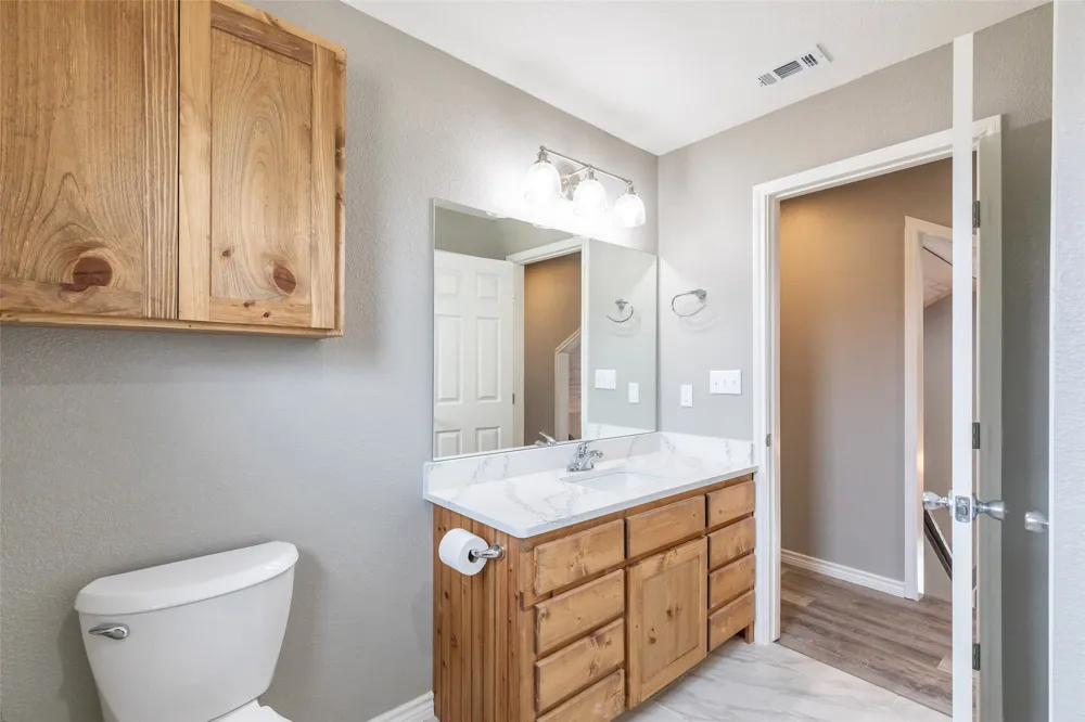 708 W 1st Street Coleman, TX 76834