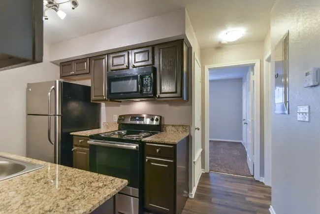820 Southeast Parkway Azle, TX 76020