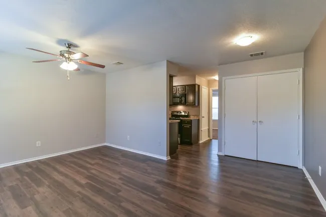 820 Southeast Parkway Azle, TX 76020