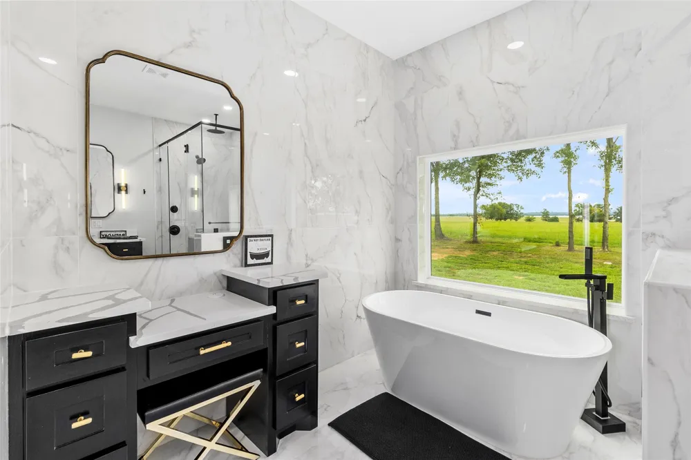 7 Silver Spur Drive Mt Pleasant, TX 75455