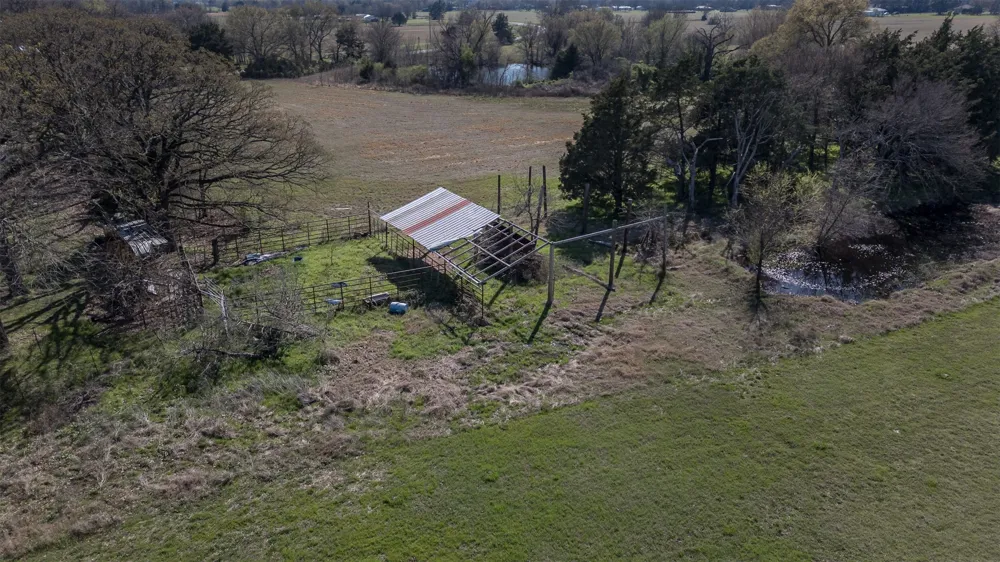 267 County Road 2150 Telephone, TX 75446