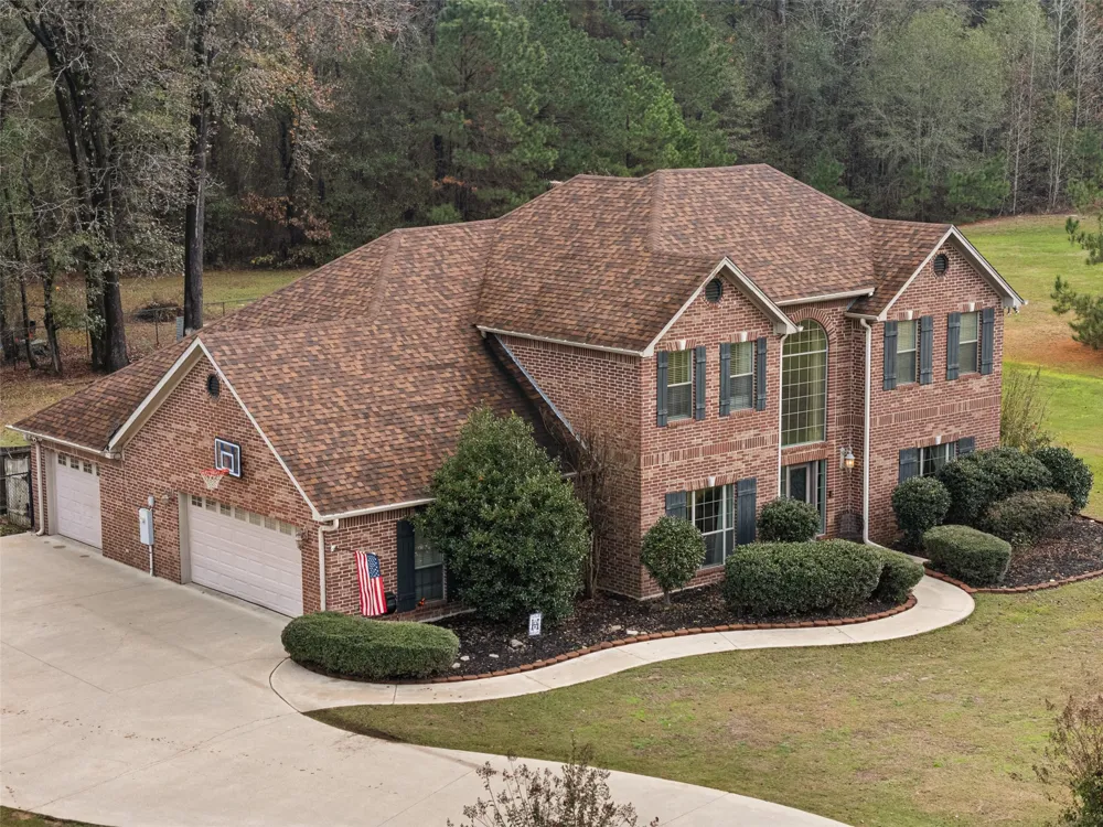 210 Whistler Hallsville, TX 75650
