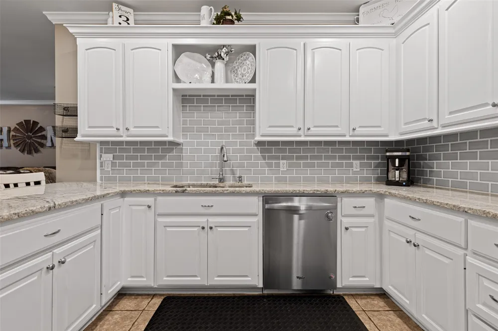 210 Whistler Hallsville, TX 75650