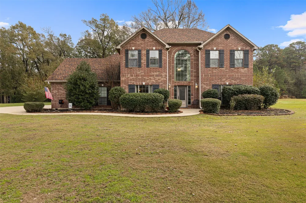 210 Whistler Hallsville, TX 75650