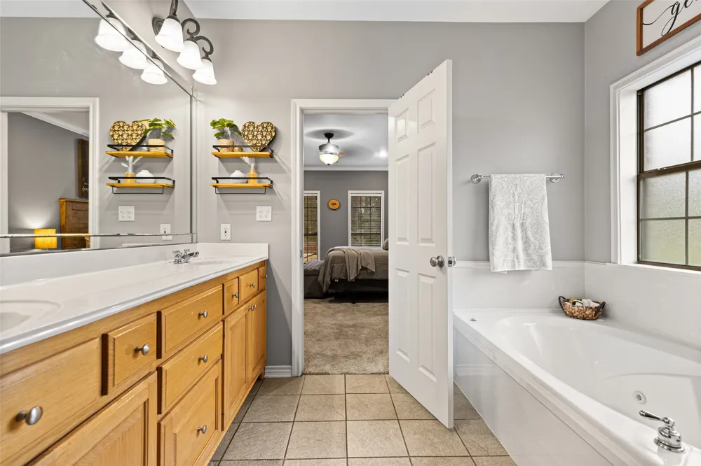 210 Whistler Hallsville, TX 75650