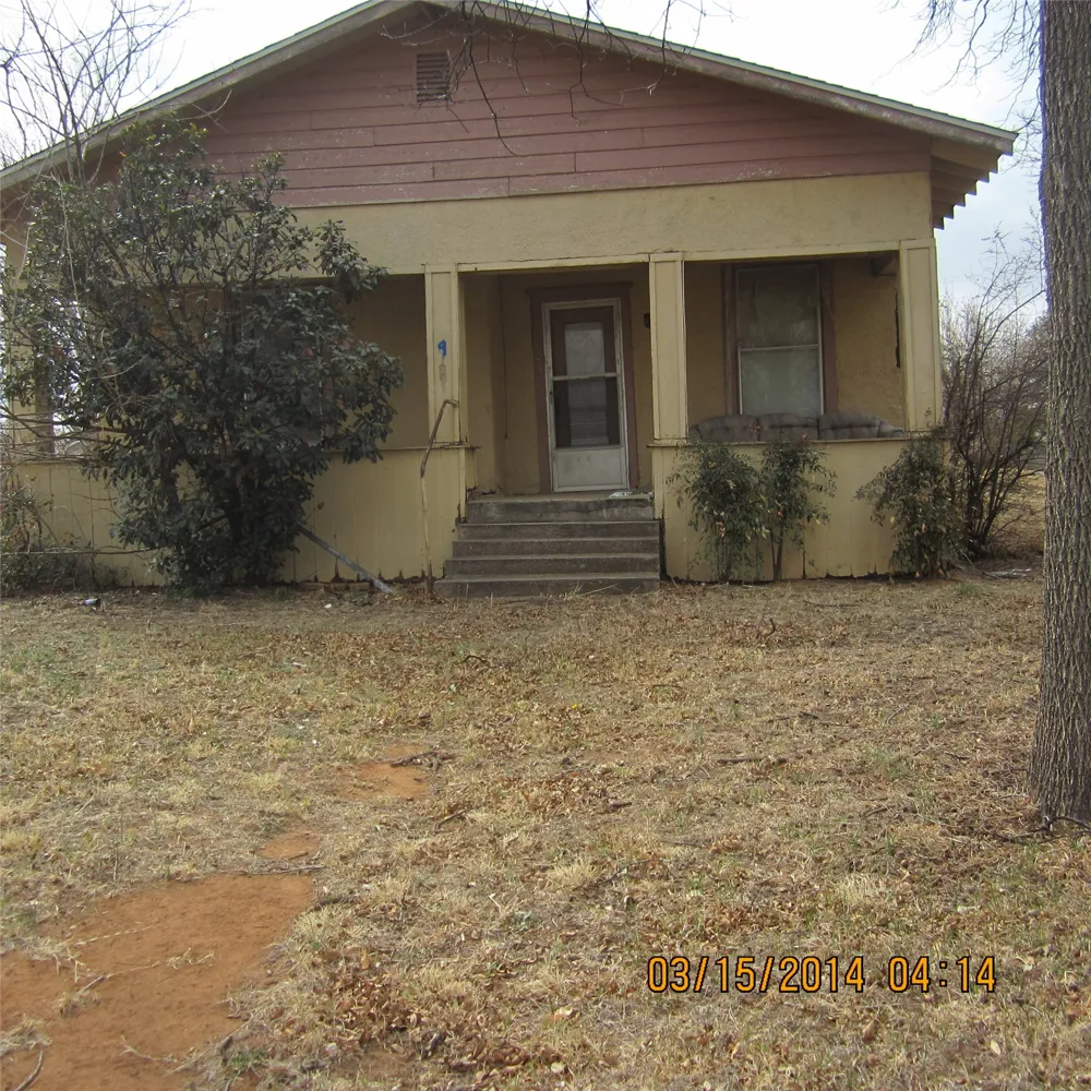 901 SE 4th Knox City, TX 79529